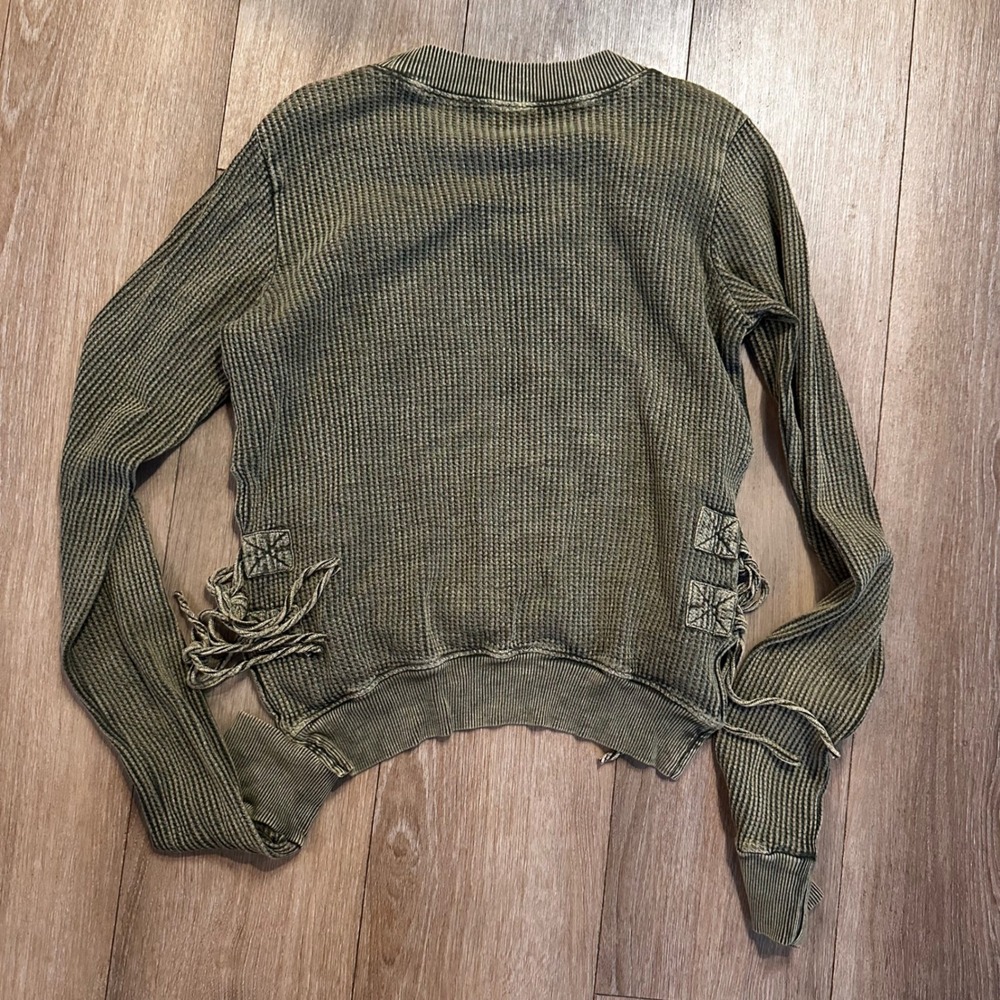 Free People FP One Olive Green Waffle Knit Thermal Fringe Lace Up Top Large - Picture 5 of 8